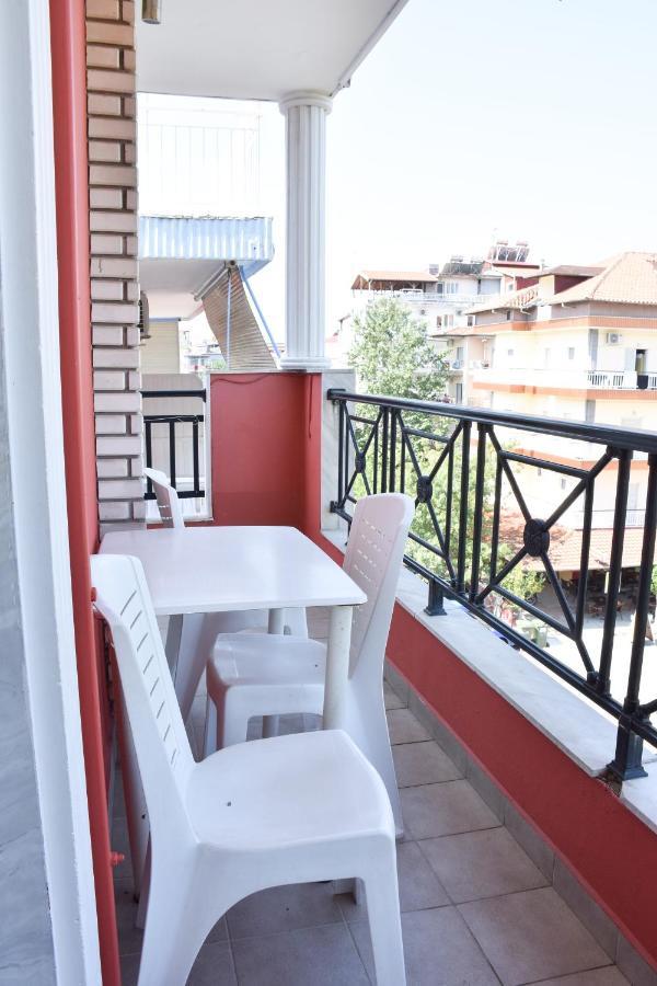 Hotel Erato Paralia Katerinis Bagian luar foto